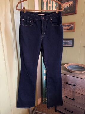 NWOT Levi’s high rise Bootcut Jeans